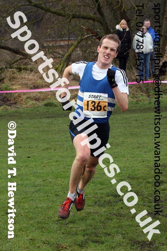 Senior mens Durham Cathedral Cross Country Relays, Maiden Castle, Durham. Photo: David T. Hewitson/Sports for All Pics